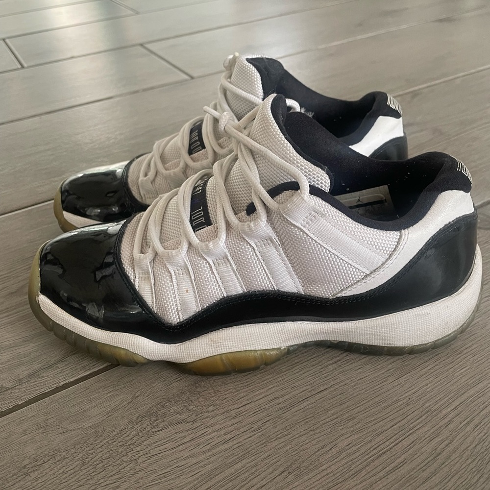 Air Jordan 11 low sneakers women 36.5size 23.5cm